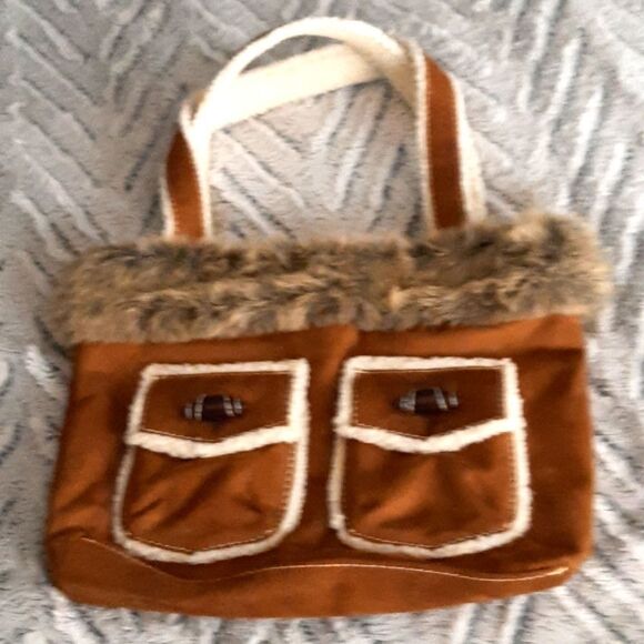 BathBody Works New no‎ tag Brown Fleece   Fur Handbag  13.5 Wx10 T  21 Drop - Picture 1 of 6